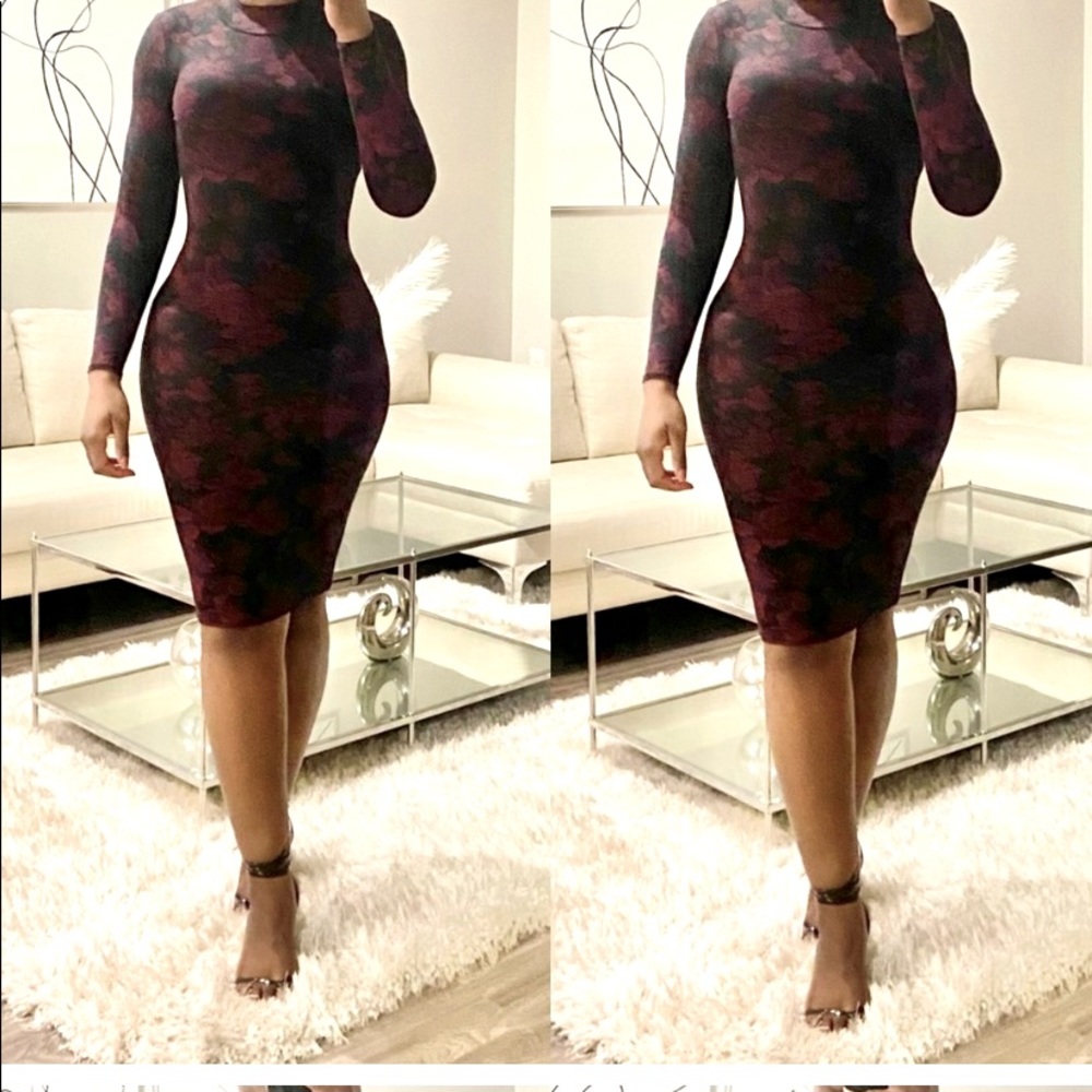 🌹 Rose Print Fitted Dress 🌹